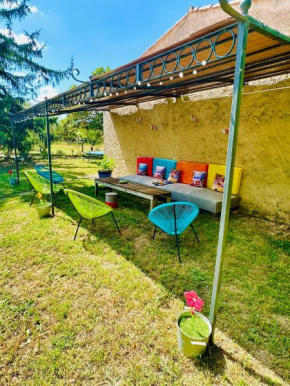 Le Havre Provençal de Luynes - Charming Villa with Pool Near Aix-en-Provence
